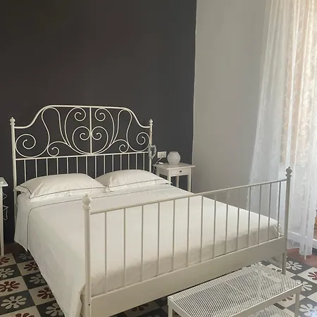 Hermes 14 Gæstehus Bari