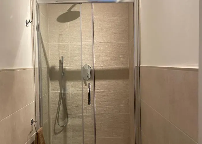 Hermes 14 3* باري